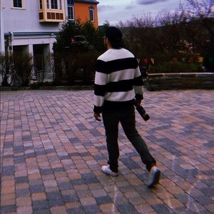 Meet your Posher, Uriel